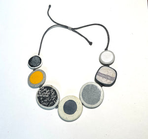 Knotted Pebble Necklace - yellow/grey x 7