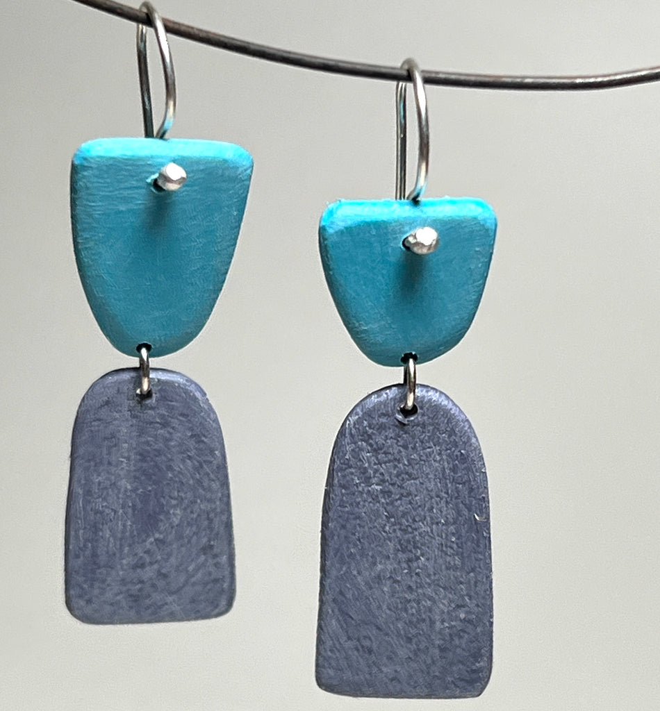 Beach dangle earrings - turquoise and lavender/grey