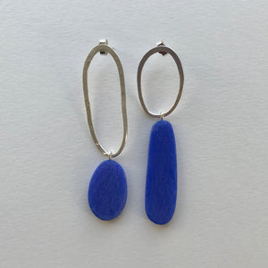 Big and Odd Earrings (vivid blue)