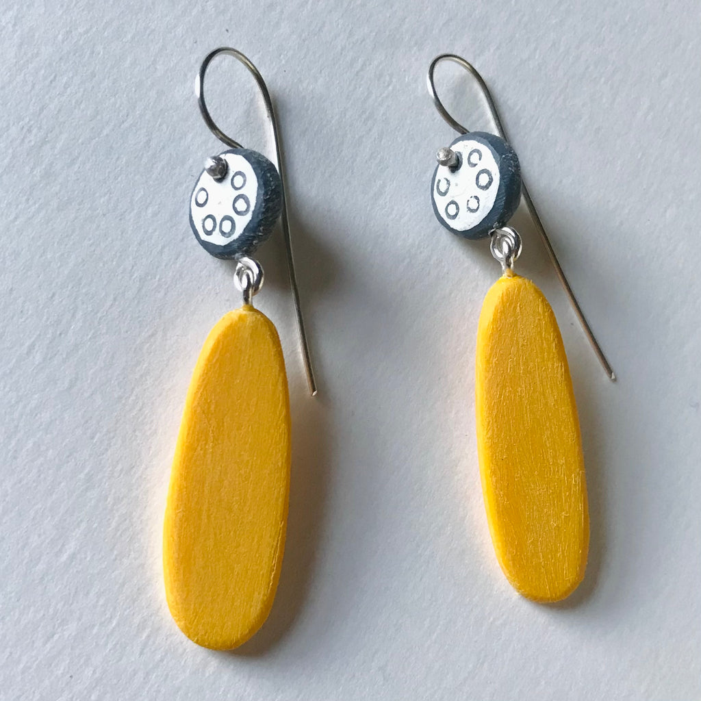 Fossil Drop Earrings (yellow)